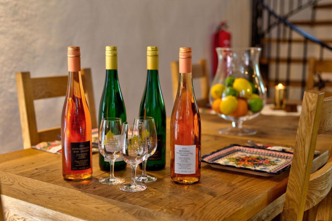Weingut Und Pension Markus Kochems Mesenich Extérieur photo